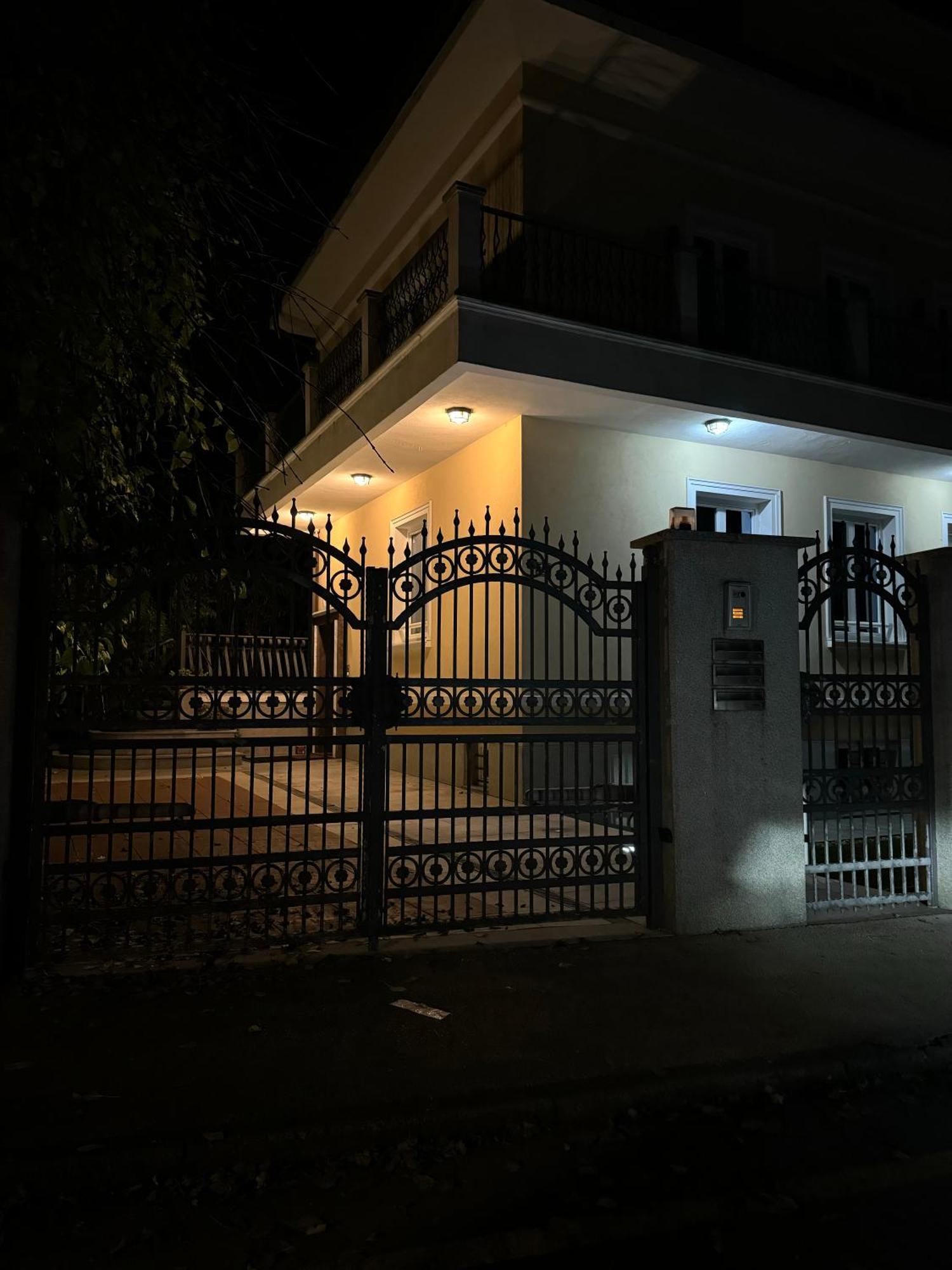 Vila Majda Elegant Apartments With Prime Location And Parking Ljubljana Luaran gambar