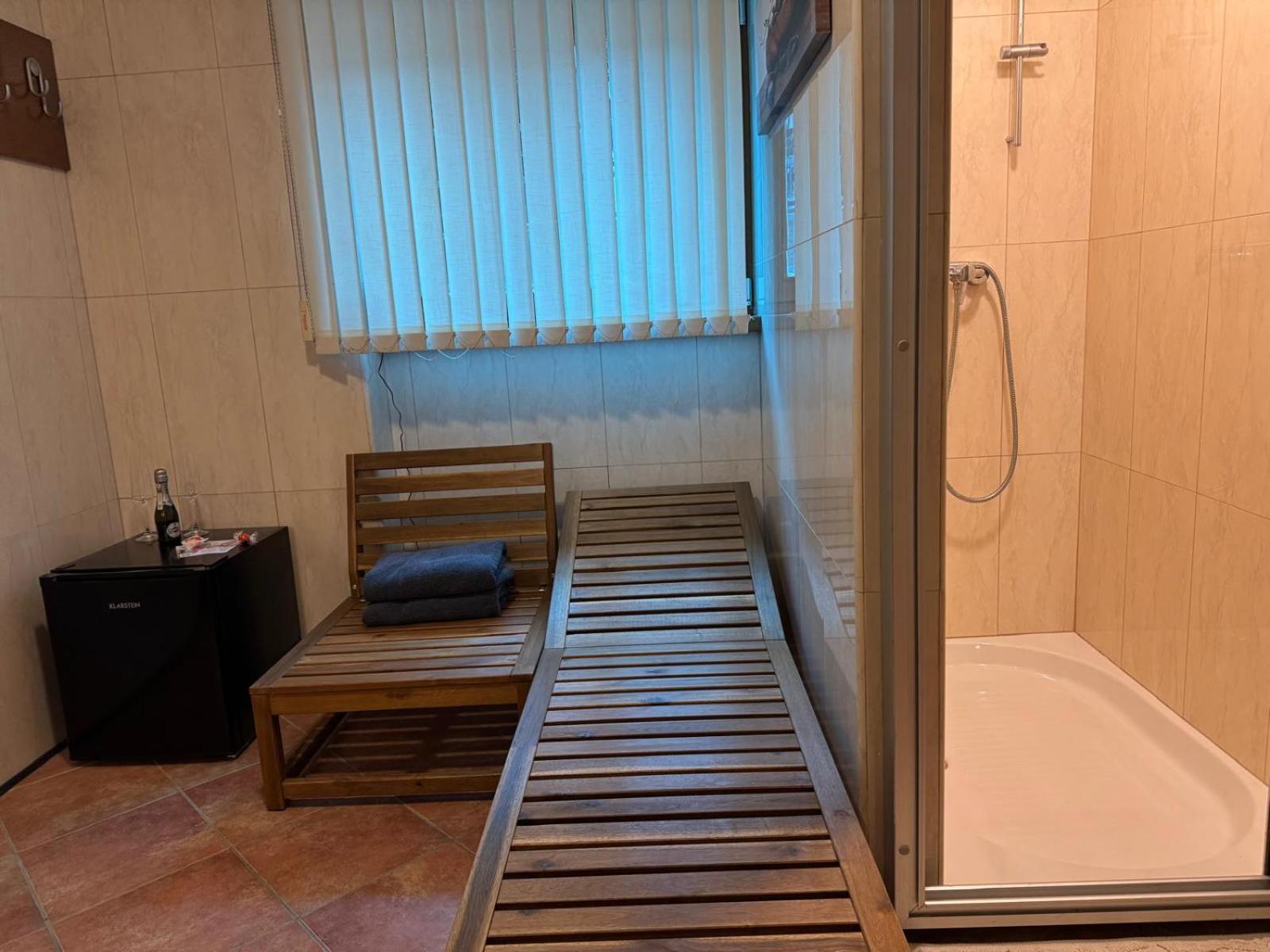 Vila Majda Elegant Apartments With Prime Location And Parking Ljubljana Luaran gambar